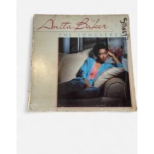 álbum debut de la cantante Anita Baker, titulado "The Songstress"